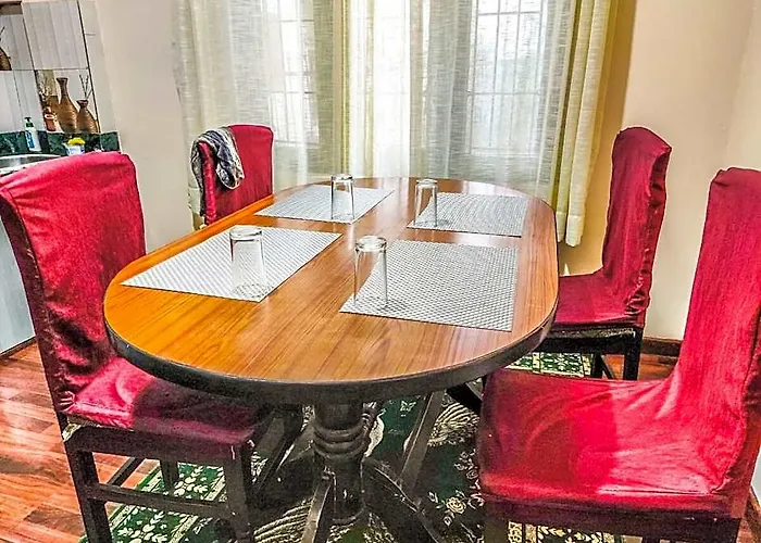 Cozy 2bhk Near Nagarjun Forest Hotel