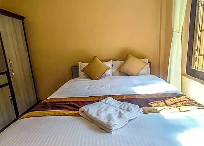 Cozy 2bhk Near Nagarjun Forest Hotel