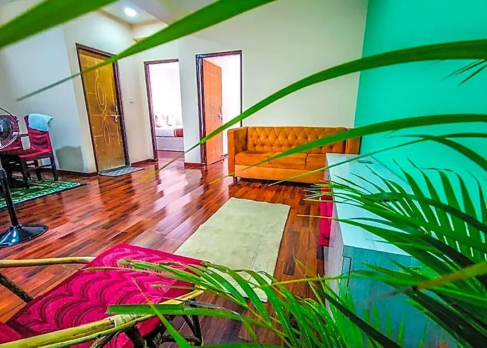 Hotel Cozy 2bhk Near Nagarjun Forest